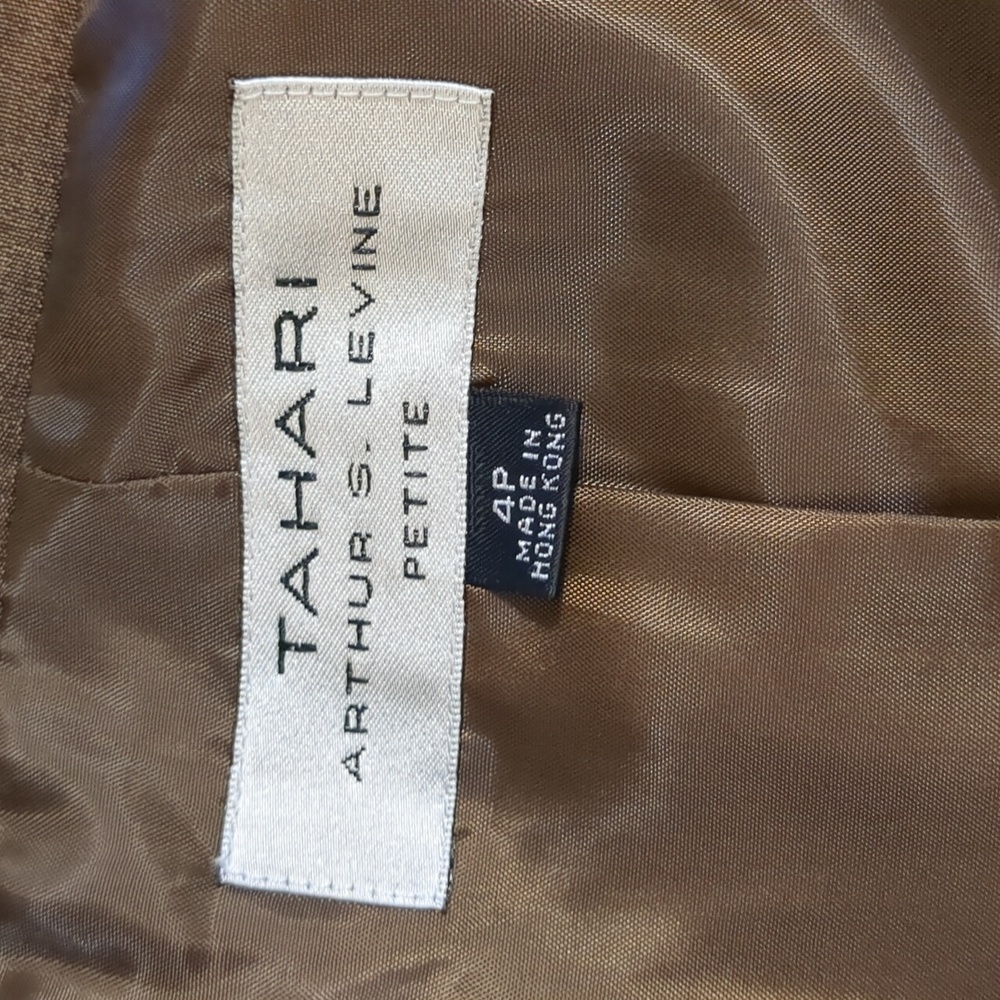 Classic Women's Brown Pencil Skirt - Tailored Professional Look - Picture 5 of 13